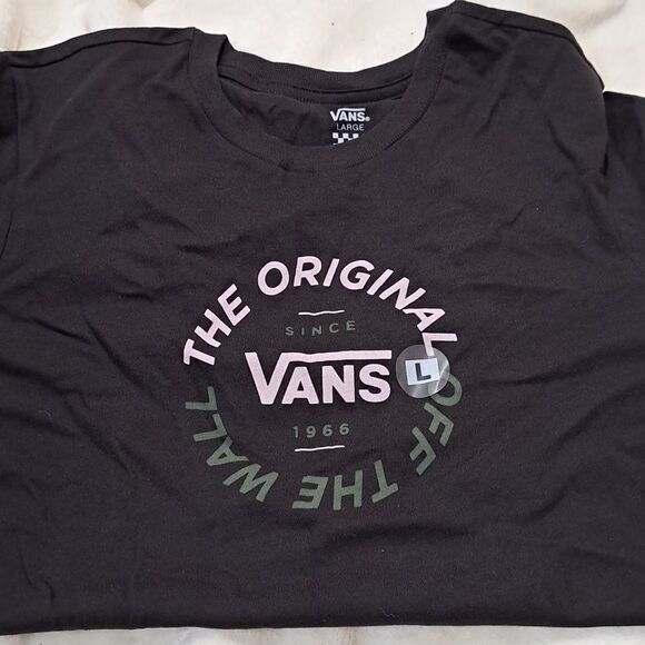 NWOT Vans Tshirt - Picture 1 of 4